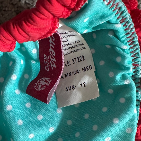 Guess NWT Red ruffle bling Logo string Bikini Set top~M Aus-12 bottoms large - Picture 6 of 10
